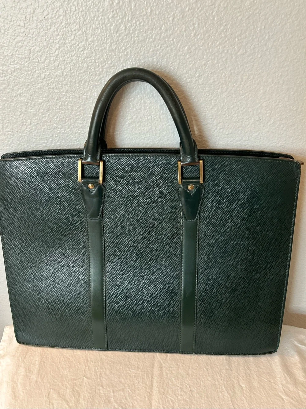 Louis Vuitton Taiga Lozan Leather Briefcase